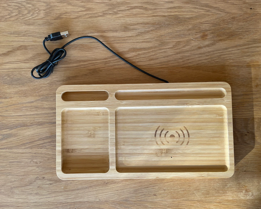 Bambus Schreibtisch-Organizer mit integriertem Wireless Charger